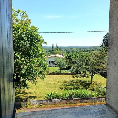A La Campagne לינה וארוחת בוקר Puynormand